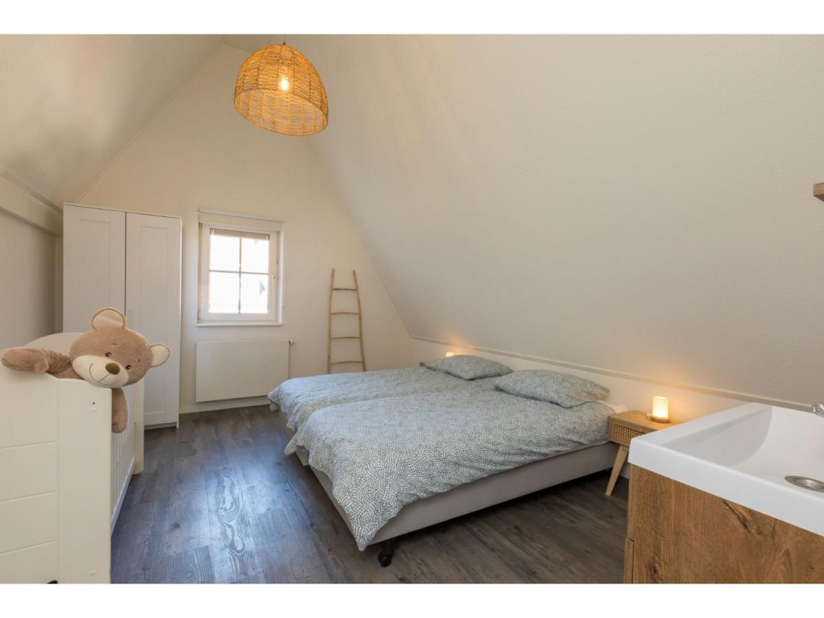 Quietly Located House Within Walking Distance Of The Beach Domburg Esterno foto
