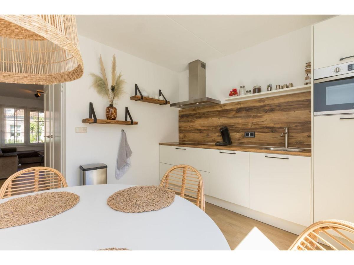 Quietly Located House Within Walking Distance Of The Beach Domburg Esterno foto
