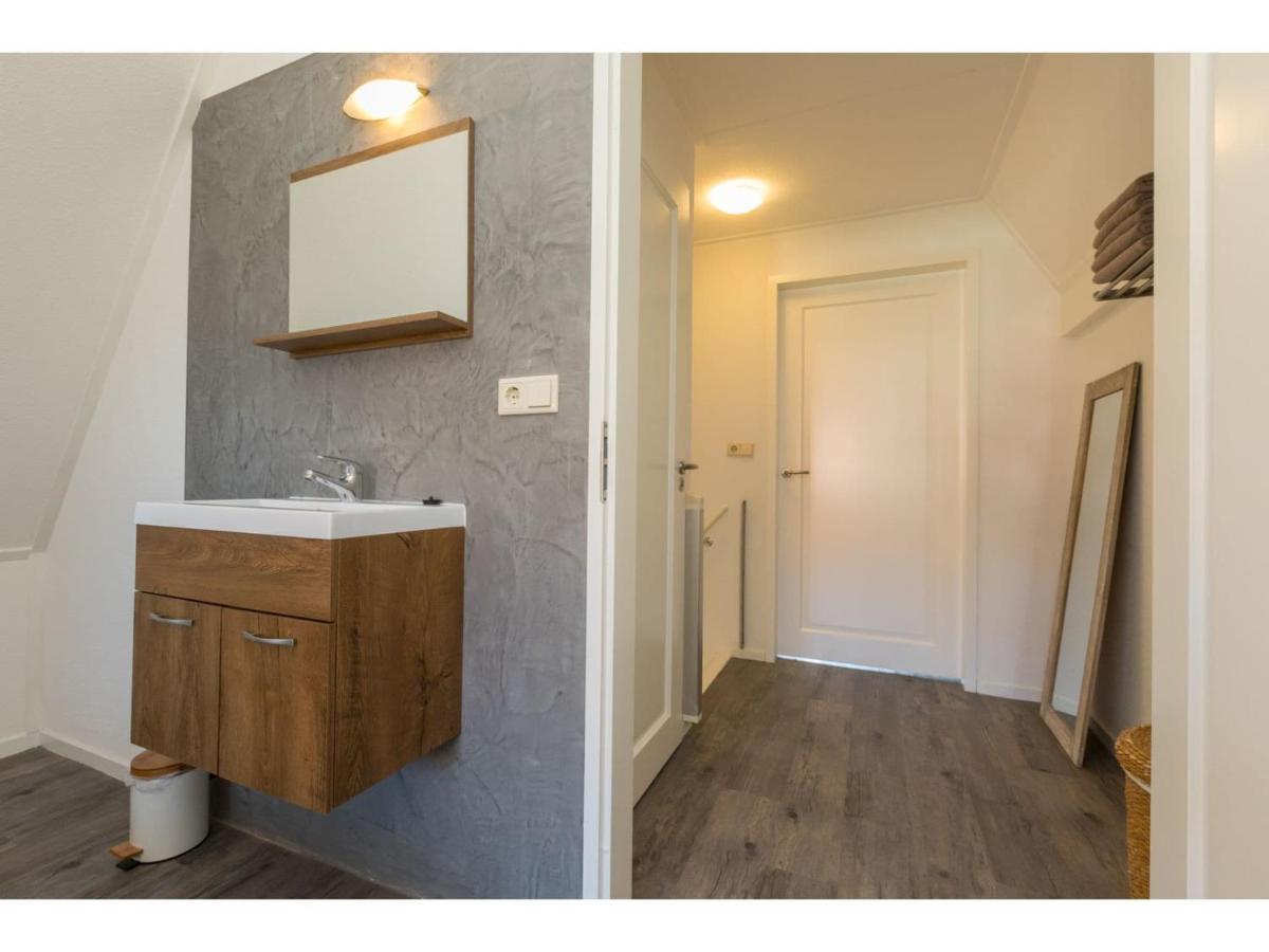 Quietly Located House Within Walking Distance Of The Beach Domburg Esterno foto